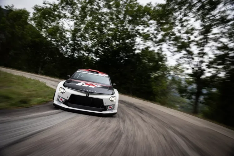 Lancia Ypsilon Rally2 HF Integrale