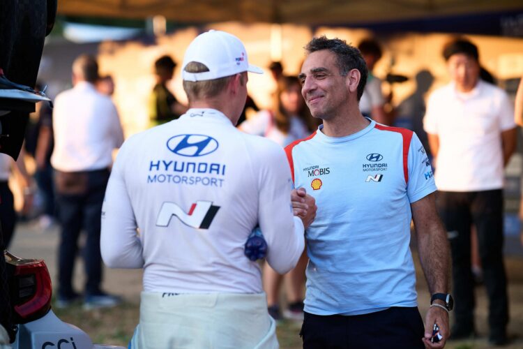 Ott Tänak ja Cyril Abiteboul Autor/allikas: Hyundai Motorsport