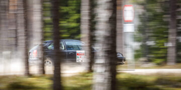 Noored saavad täiendada teadmisi ja oskusi rallikoolis. Foto: Pille Russi