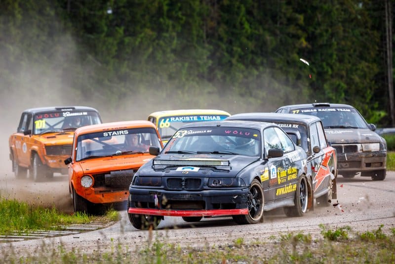 Missos sõidetakse rahvakrossi. Foto: Pille Russi
