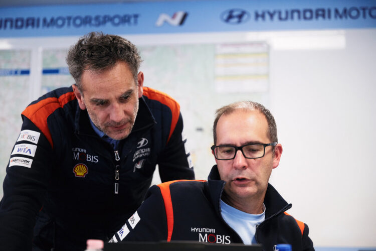 Andrew Wheatley ja Cyril Abiteboul, Foto: Romain Thuillier / Hyundai Motorsport GmbH