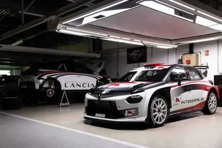 Lancia Ypsilon HF Integrale, Foto: Stellantis Motorsport
