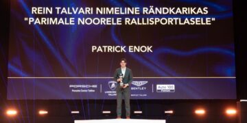 Patrick Enok pälvis Rein Talvari nimelise rändkarika parimale noorele rallisportlasele. Foto: Pille Russi