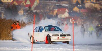 Võistlus toimub Viljandi järvel. Foto: Pille Russi