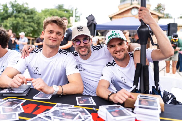 Ralf Aron (vasakul) koos meeskonnakaaslaste Max Götzi ja Lucas Aueriga. Foto: Gruppe C Photography