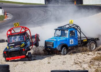 Hilisem võitja Andri Roos (93) ja Tauri Toime lendasid finaali avakurvis rajalt välja. Fotod: Pille Russi