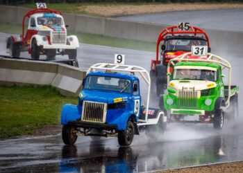 Autokrossi Eesti meistrivõistlused algavad Raassillas. Foto: Pille Russi