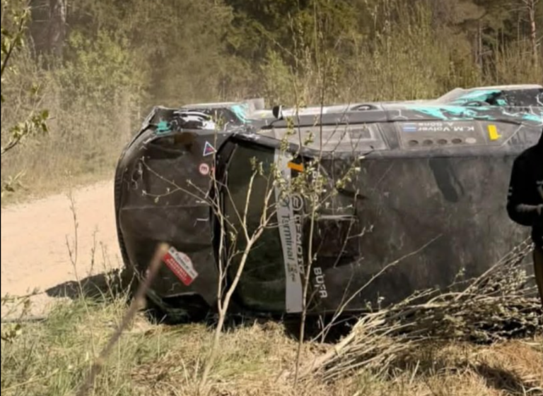 Karl Martin Volveri ja Annika Sõna Skoda peale avariid, Foto: erakogu