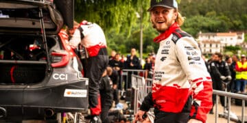 Võimast sõitu teinud Oliver Solberg tõusis Portugali ralli liidriks
