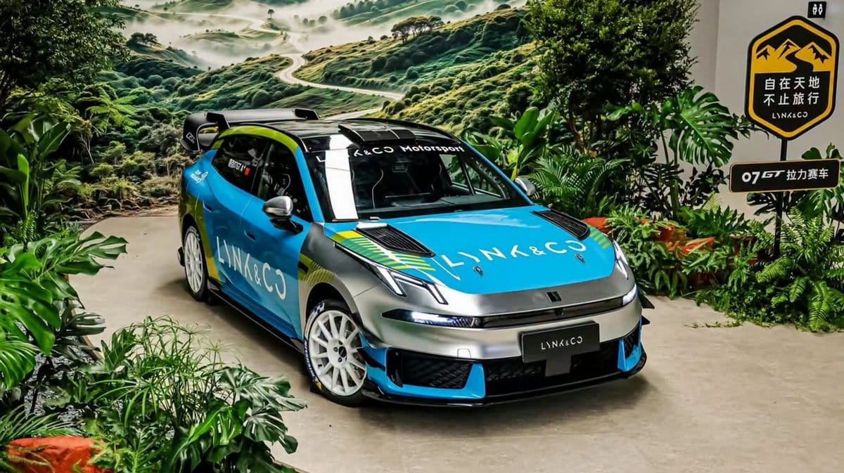 Lynk & Co 07 GT