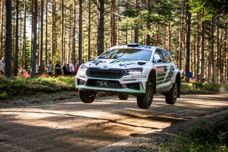 Robert Virves tõusis tagasi WRC2 klassi liidriks, sest Teemu Suninenile määrati 30 sekundiline ajakaristus!