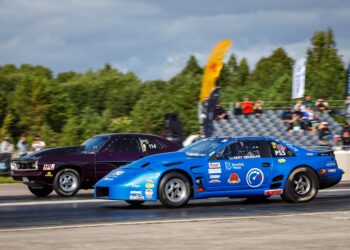 FOTOD. Kiirendusvõitlus Ghost Performance August Meet pakkus pingelisi finaale ja tõi rajale Top Fuel dragsteri