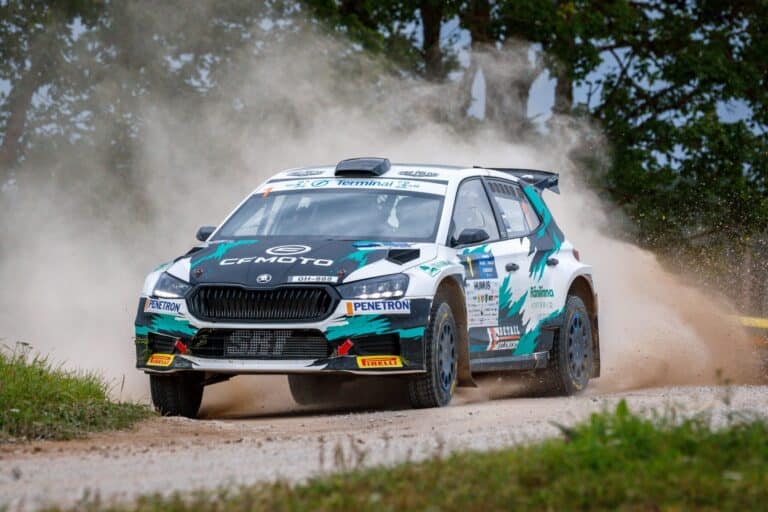 Humus Paide Rallyt juhivad avapäeva järel tehnilist ebaõnne kogenud Karl Martin Volver / Annika Sõna