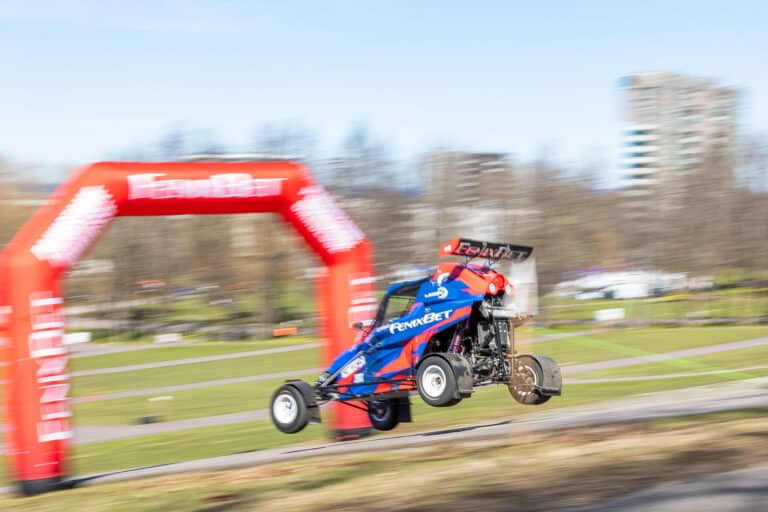 Hiiumaal selgub Eesti meister crosskartide rallisprindis