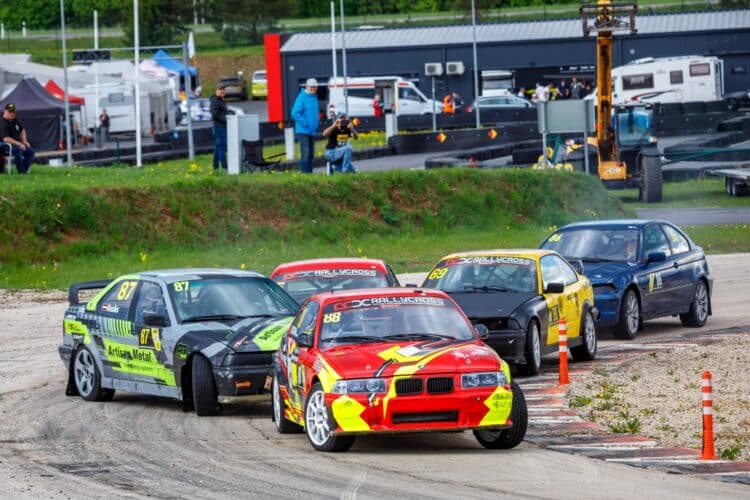 Sander Roosimaa juhtimas BMW RX 3000 sõitu Raassilla etapil. Foto: Pille Russi